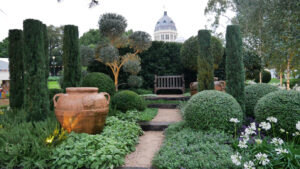 A high skill level is required to design and implement a show garden (Image: Karen Smith)