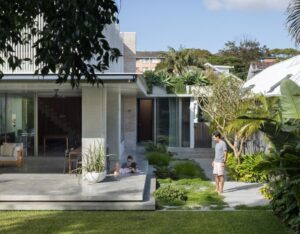 An outdoor living area immersed in the landscape (images supplied by the Landscape Association)